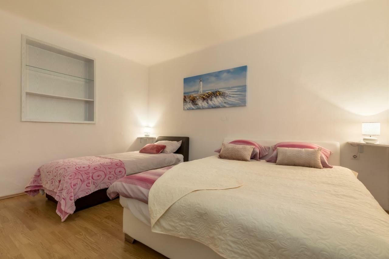 Apartment Nemo สปลิท ภายนอก รูปภาพ